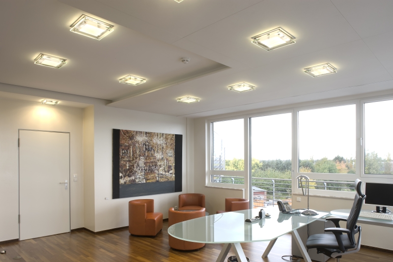 Jak wybrać oświetlenie do biura